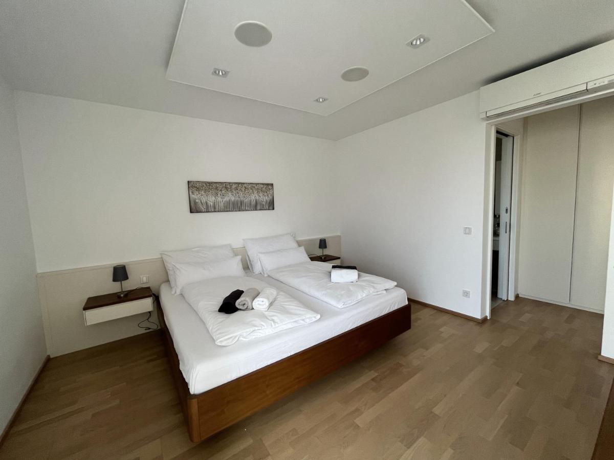 Luxusappartement Mit Garage Im Zentrum Wiener Neustadt Extérieur photo