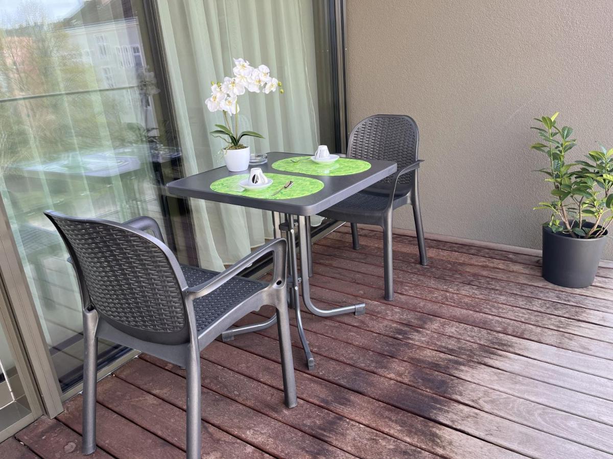 Luxusappartement Mit Garage Im Zentrum Wiener Neustadt Extérieur photo
